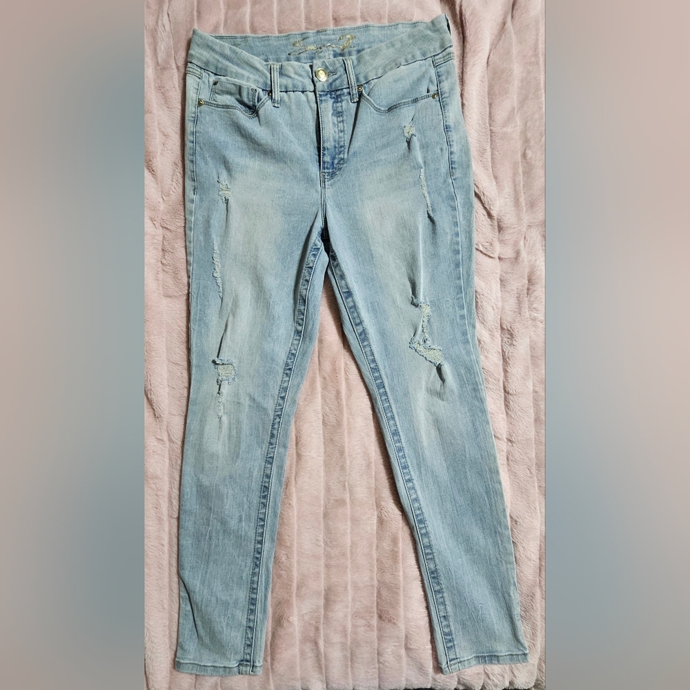 Seven7 Light Blue Distressed Tummyless High Rise Skinny Size 12